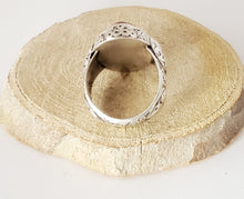 Load image into Gallery viewer, antique Yemen Ancient Carnelian silver ring size 10 ,Yemen tribal jewelry ,Hand Crafted ,Silver wedding Rings ,Tribal Jewelry