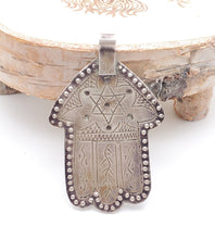 Load image into Gallery viewer, Moroccan Silver Hamsa Pendant: Berber Amulet Jewelry