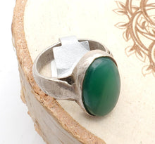 Load image into Gallery viewer, Antique Yemen Silver Ring: Tribal Wedding Jewelry, Size 7