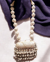 Load image into Gallery viewer, Antique Bedouin Tribal Yemeni Silver Necklace, Circa 1930s