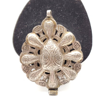 Load image into Gallery viewer, Antique Moroccan handmade Silver Berber PendantHand Crafted Silver,Pendants Necklace,Ethnic Jewelry,Tribal Jewelry