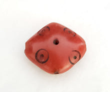 Load image into Gallery viewer, Antique Moroccan Simulated AMBER bead Phenolic resin Antiqued Amber Resin Beads, Ethnic Beads, Tribal Jewelry,Resin Beads, Amber Mala Beads,