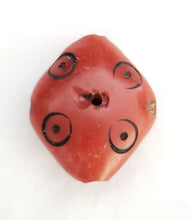Load image into Gallery viewer, Antique Moroccan Simulated AMBER bead Phenolic resin Antiqued Amber Resin Beads, Ethnic Beads, Tribal Jewelry,Resin Beads, Amber Mala Beads,