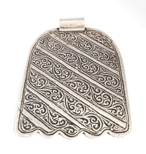 Load image into Gallery viewer, Moroccan Old XLarge silver Hand of Fatima Hamsa Pendant Amulet,Berber Jewelry,African Jewelry,Moroccan Jewelry,Hand of Fatima Charm,