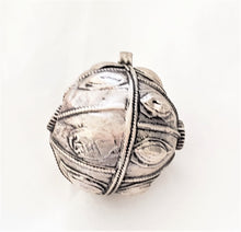 Load image into Gallery viewer, Old silver hallmarked beads from Yemen circa 1910s,Hand Crafted Silver,Ethnic Jewelry,Tribal Jewelry,