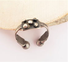Load image into Gallery viewer, Moroccan antique Tuareg Hand Made SILVER RING size 8. ,Old silver ,Tuareg jewelry, Sahara ring,Moroccan silver,tribal jewelry,Tuareg silver