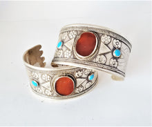 Load image into Gallery viewer, Antique Silver Bracelet Goldwashed Turkoman Tekke, Central Asia jewelry, Tribal Jewelry, Turkmen Bracelets, tribal bracelets, ethnic jewelry
