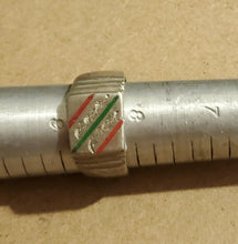 Load image into Gallery viewer, antique Tuareg elevated engraved table silver ring size 8.5, Tuareg jewelry, Sahara ring, Moroccan silver, tribal jewelry, Tuareg silver
