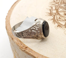 Load image into Gallery viewer, Antique Yemen Carnelian Silver Ring - Tribal Wedding Jewelry, Size 10
