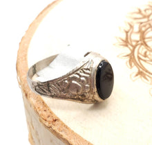 Load image into Gallery viewer, Antique Yemen Carnelian Silver Ring - Tribal Wedding Jewelry, Size 10
