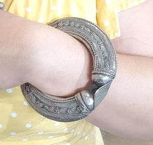 Load image into Gallery viewer, Vintage Silver Bedouin Arm Cuff: Yemen Ethnic Tribal Bangle

