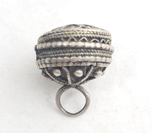 Load image into Gallery viewer, Antique Yemen Silver Bawsani pendant',silver dangles,Bawsani Yemen,filigree pendant,tribal jewelry,Vintage Bedouin
