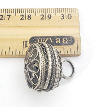 Load image into Gallery viewer, Antique Yemen Silver Bawsani pendant',silver dangles,Bawsani Yemen,filigree pendant,tribal jewelry,Vintage Bedouin
