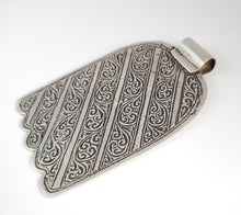 Load image into Gallery viewer, Moroccan Old XLarge silver Hand of Fatima Hamsa Pendant Amulet,Berber Jewelry,African Jewelry,Moroccan Jewelry,Hand of Fatima Charm,
