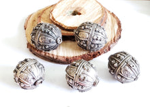 Load image into Gallery viewer, 1 Old silver star burst granulation hallmarked Globe bead from Yemen circa 1930s,Bedouin tribal ,Hand Crafted Silver,Ethnic Jewelry
