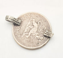 Load image into Gallery viewer, antique Ethiopia silver coins HAILE SELASSIE Silver coin lion of Judah Pendant, Made in 1970s, Rasta Jewelry, Silver coins
