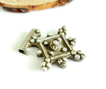 Load image into Gallery viewer, Moroccan Berber Old traditional silver cross pendant,Berber Talisman
