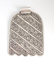 Load image into Gallery viewer, Moroccan Old XLarge silver Hand of Fatima Hamsa Pendant Amulet,Berber Jewelry,African Jewelry,Moroccan Jewelry,Hand of Fatima Charm,
