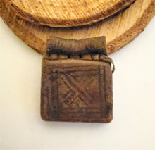 Load image into Gallery viewer, 1 Old Ethiopian Leather Healing Scroll Protection Amulet large size Kitabe,religious pendant,Ethiopian Amulet,Leather,Manuscripts Scroll
