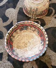 Load image into Gallery viewer, Ethiopian decorative basket handwoven basket large basket, African Art, Décor Baskets,bread basket,Ethiopian Basket
