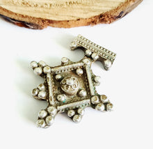 Load image into Gallery viewer, Moroccan Berber Old traditional silver cross pendant,Berber Talisman,Berber Jewelry,African Jewelry,Moroccan Jewelry,Berber Ethnic,
